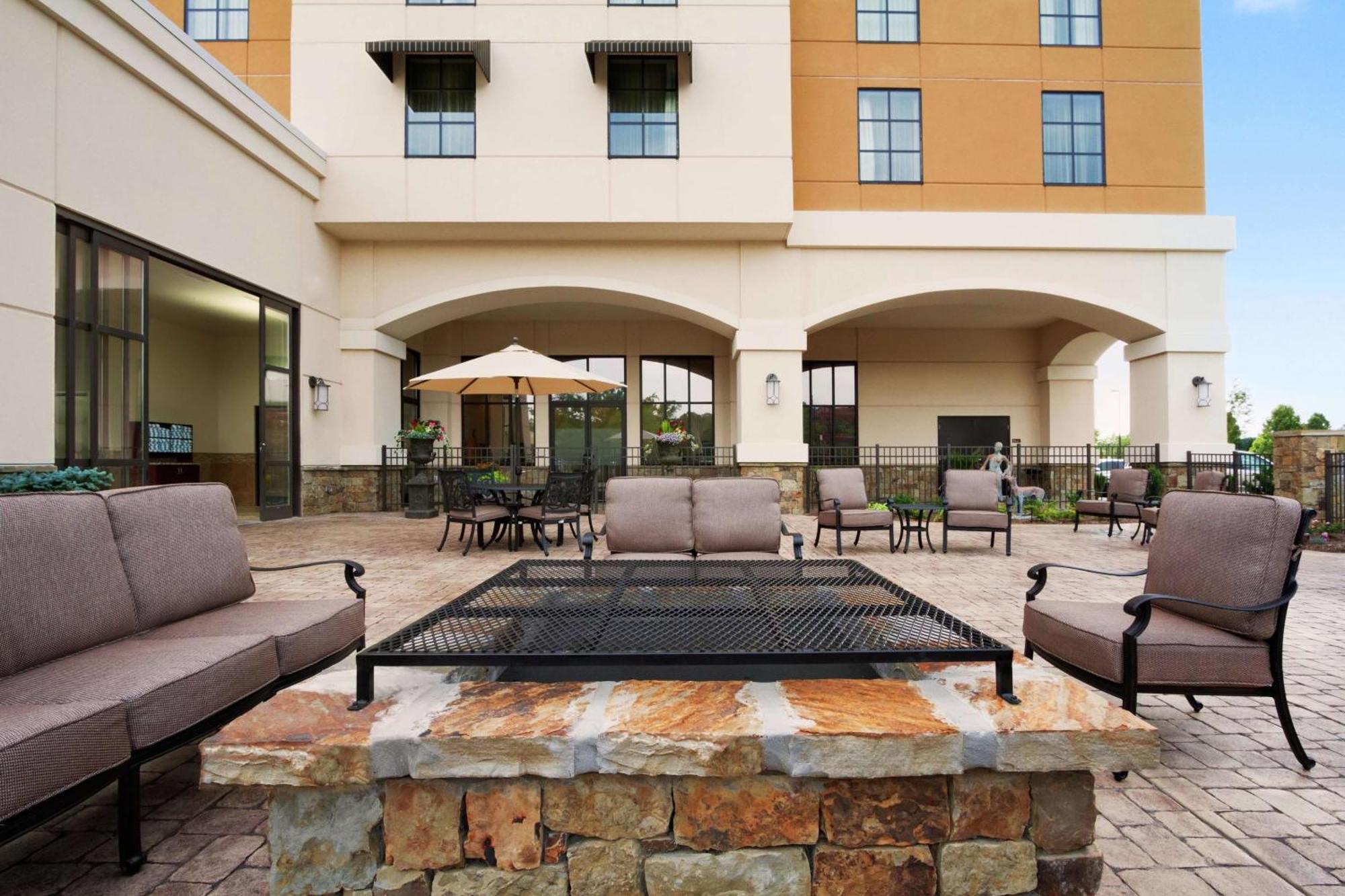 Embassy Suites Chattanooga Hamilton Place Екстер'єр фото