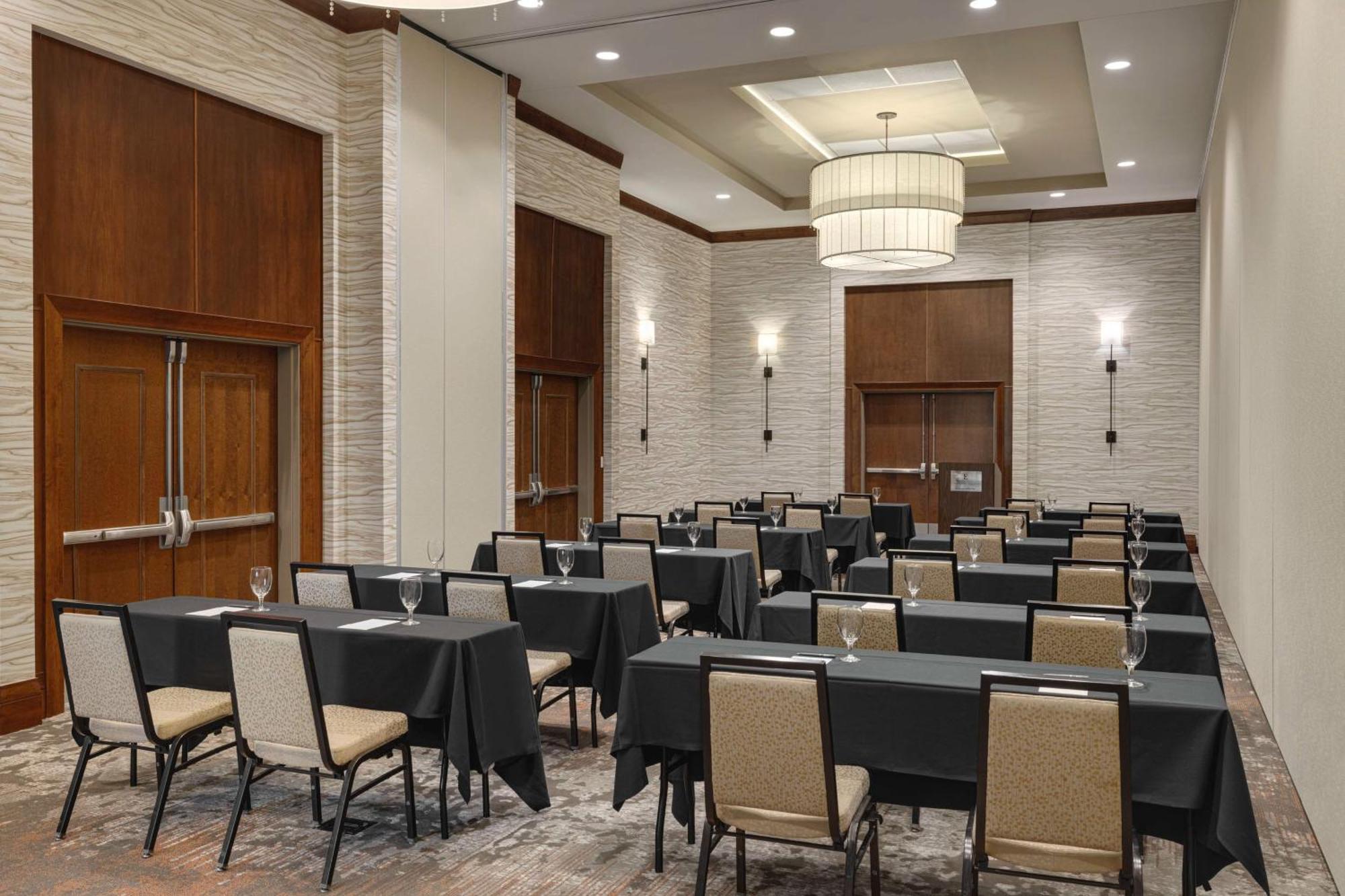 Embassy Suites Chattanooga Hamilton Place Екстер'єр фото