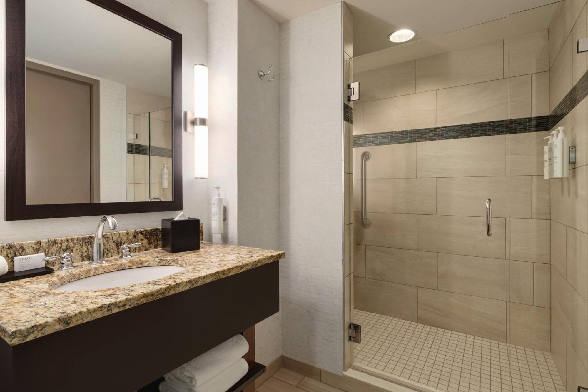 Embassy Suites Chattanooga Hamilton Place Екстер'єр фото